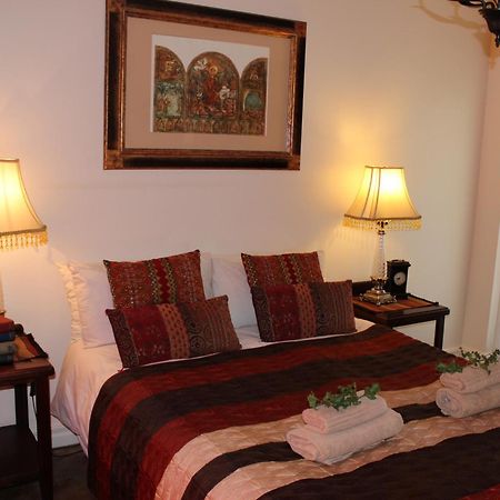 A Tapestry Garden Guest House Потчефструм Стая снимка