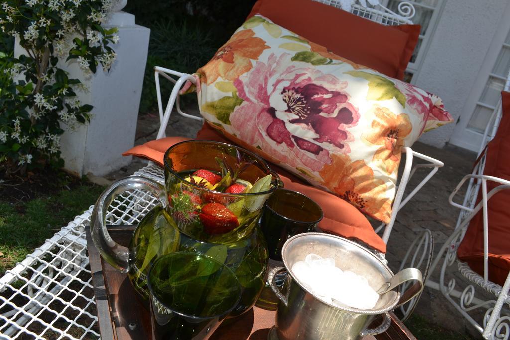 A Tapestry Garden Guest House Потчефструм Екстериор снимка