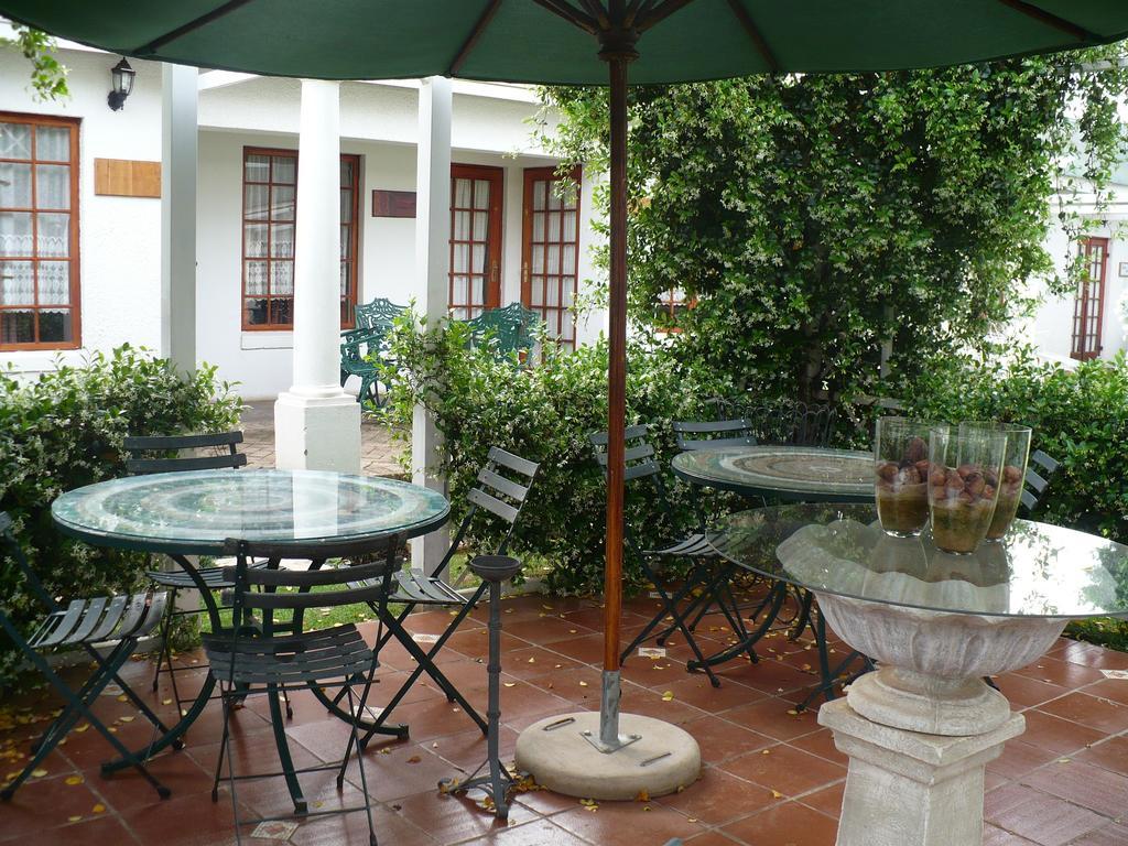 A Tapestry Garden Guest House Потчефструм Екстериор снимка